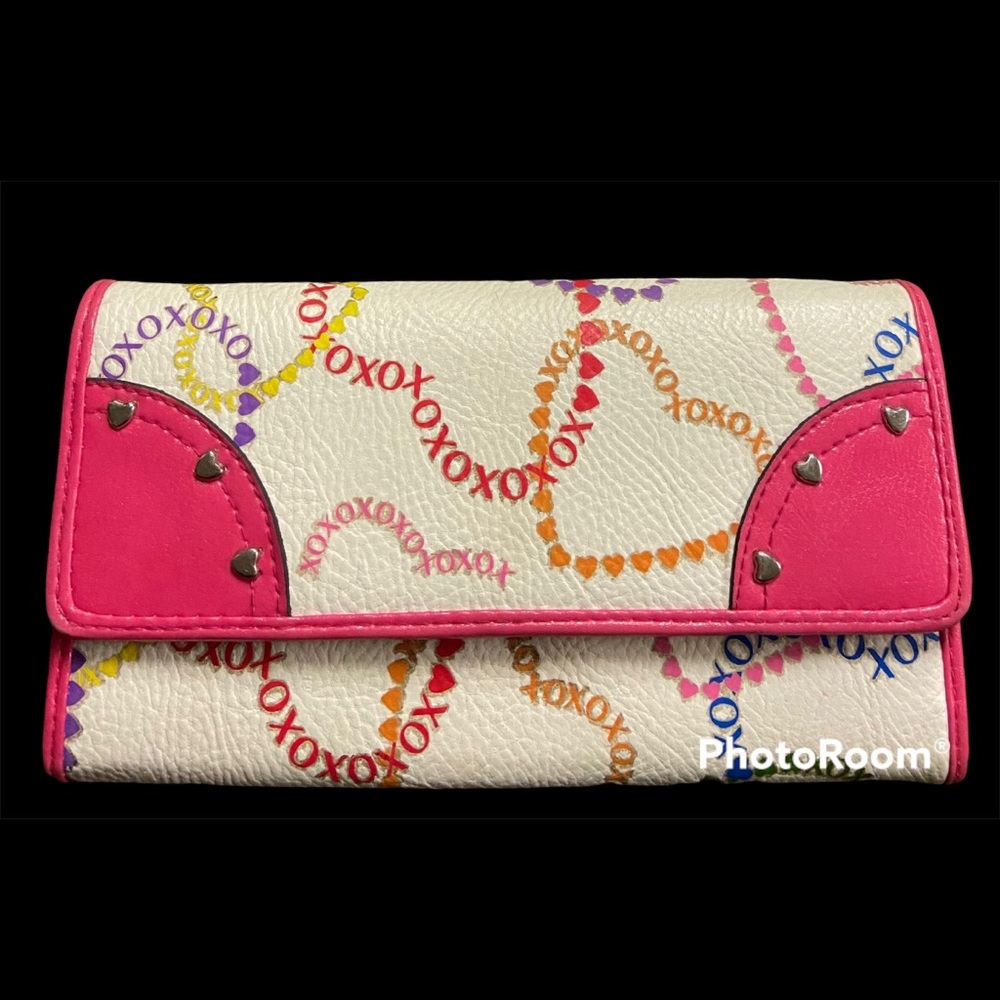 XOXO Multi- Hearts Wallet